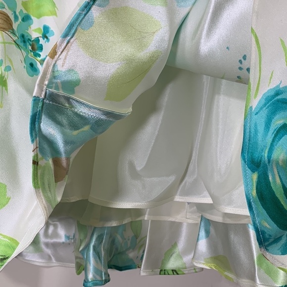 NWT. Banana Republic 8 Silk Floral Midi Dress with 3D Flower & Ribbon Belt. - Picture 5 of 10